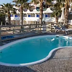 Отель Casthotels Baia Delle Sirene 4*