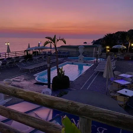 Casthotels Baia Delle Sirene Отель Искья
