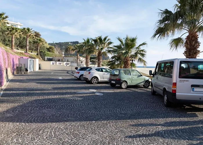 Отель Casthotels Baia Delle Sirene 4*