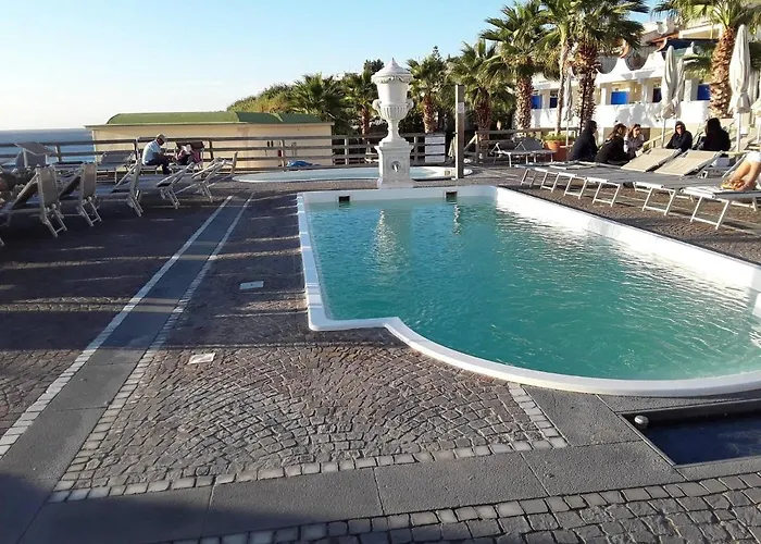 Casthotels Baia Delle Sirene Отель